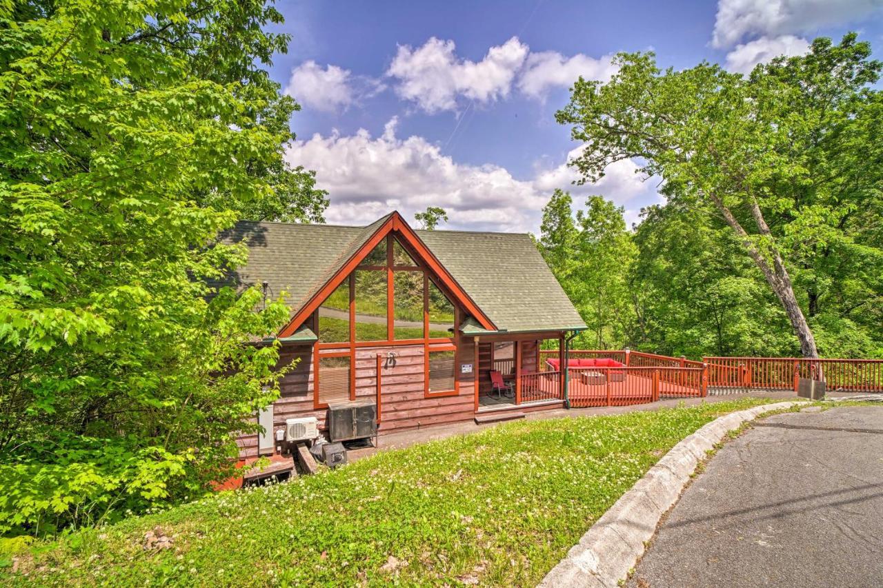Pigeon Forge Cabin Sauna, Saltwater Pool And Views! セバービル エクステリア 写真