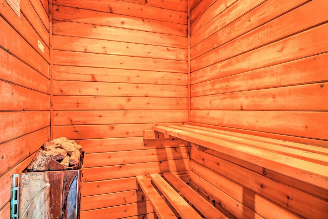 Pigeon Forge Cabin Sauna, Saltwater Pool And Views! セバービル エクステリア 写真