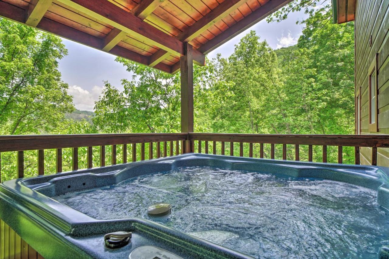 Pigeon Forge Cabin Sauna, Saltwater Pool And Views! セバービル エクステリア 写真