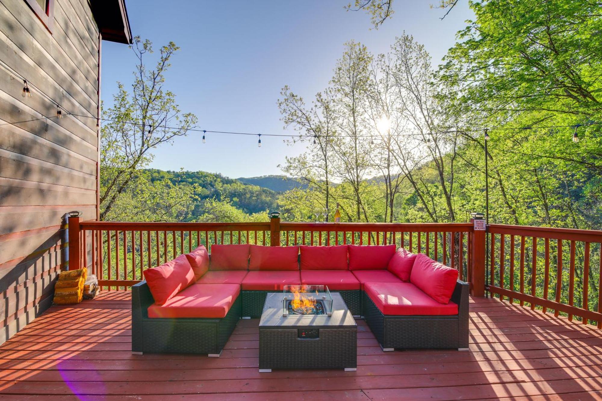 Pigeon Forge Cabin Sauna, Saltwater Pool And Views! セバービル エクステリア 写真
